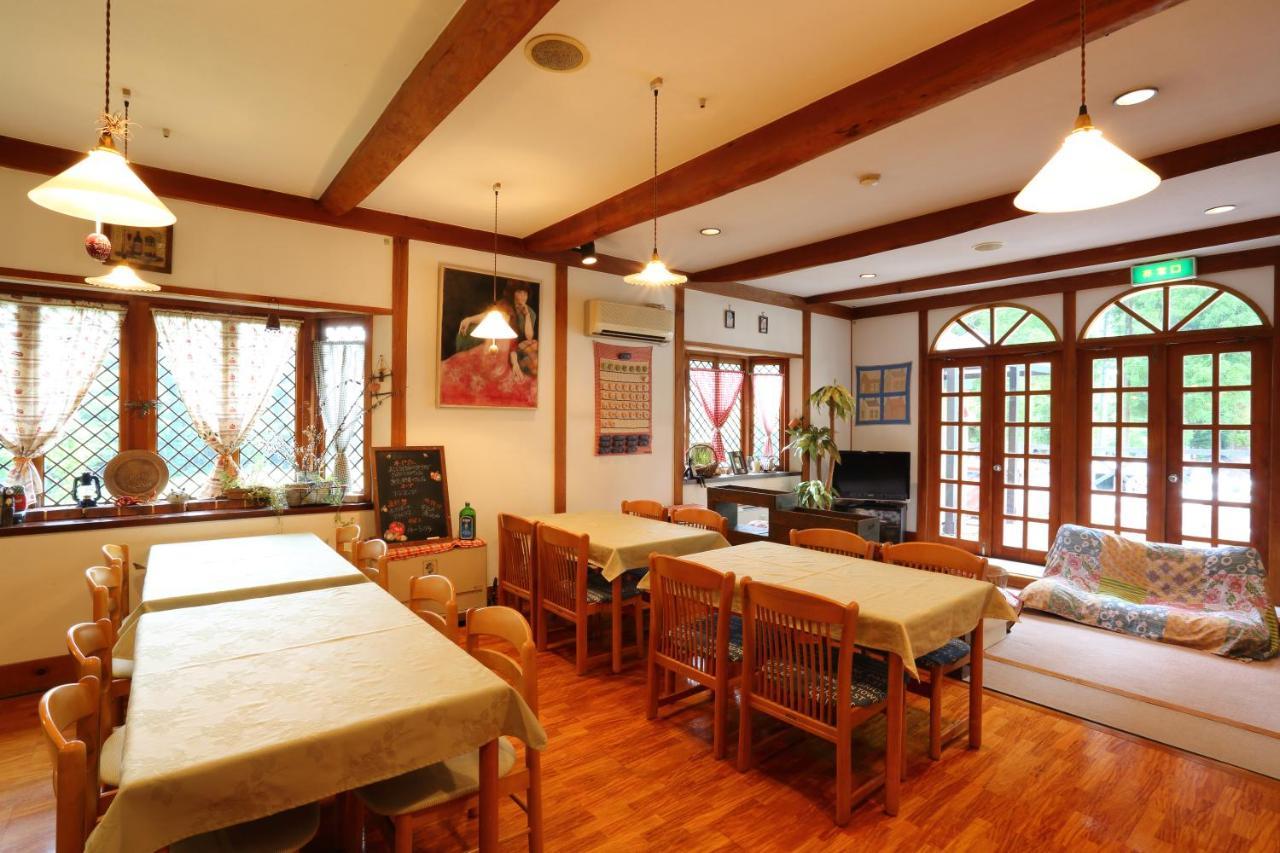 ペンション ちゃうちゃう Bed & Breakfast Hakuba Exterior photo